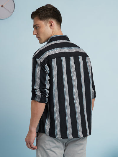 Men Black Vertical Stripes Spread Collar Full Sleeves Relaxed Fit shirt