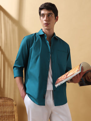 Men Solid Spread Collar Full Sleeves Regular Fit Shirt