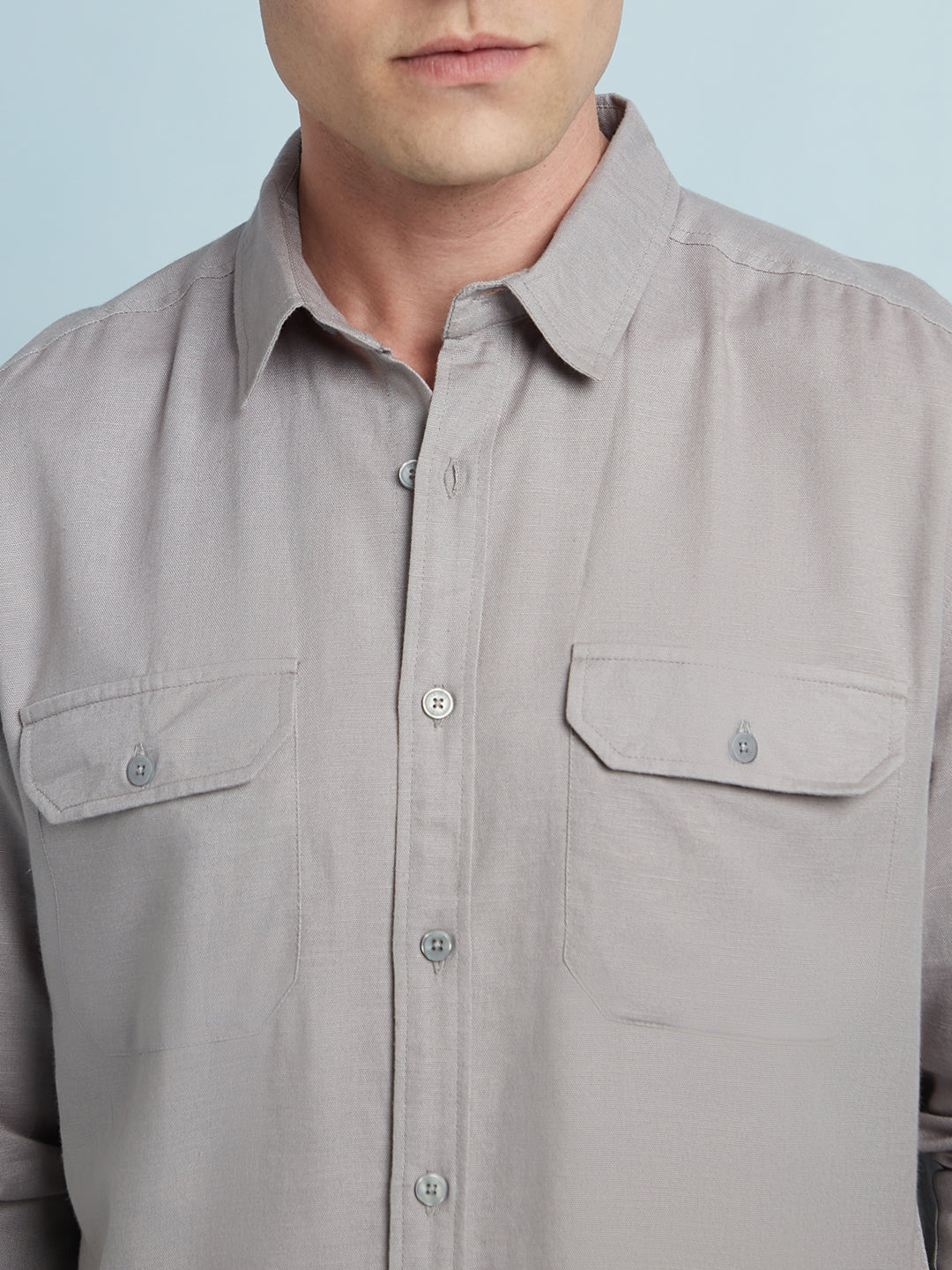 Men Light Grey Solid Spread Collar Full Sleeves Regular Fit Shirt
