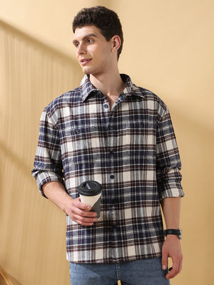 Men Relaxed Fit Flannel Checks Spread Collar Casual Shirt