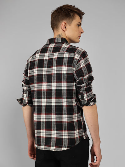 Men's Black Checks Spread Collar Full Sleeve Relaxed Fit Shirt