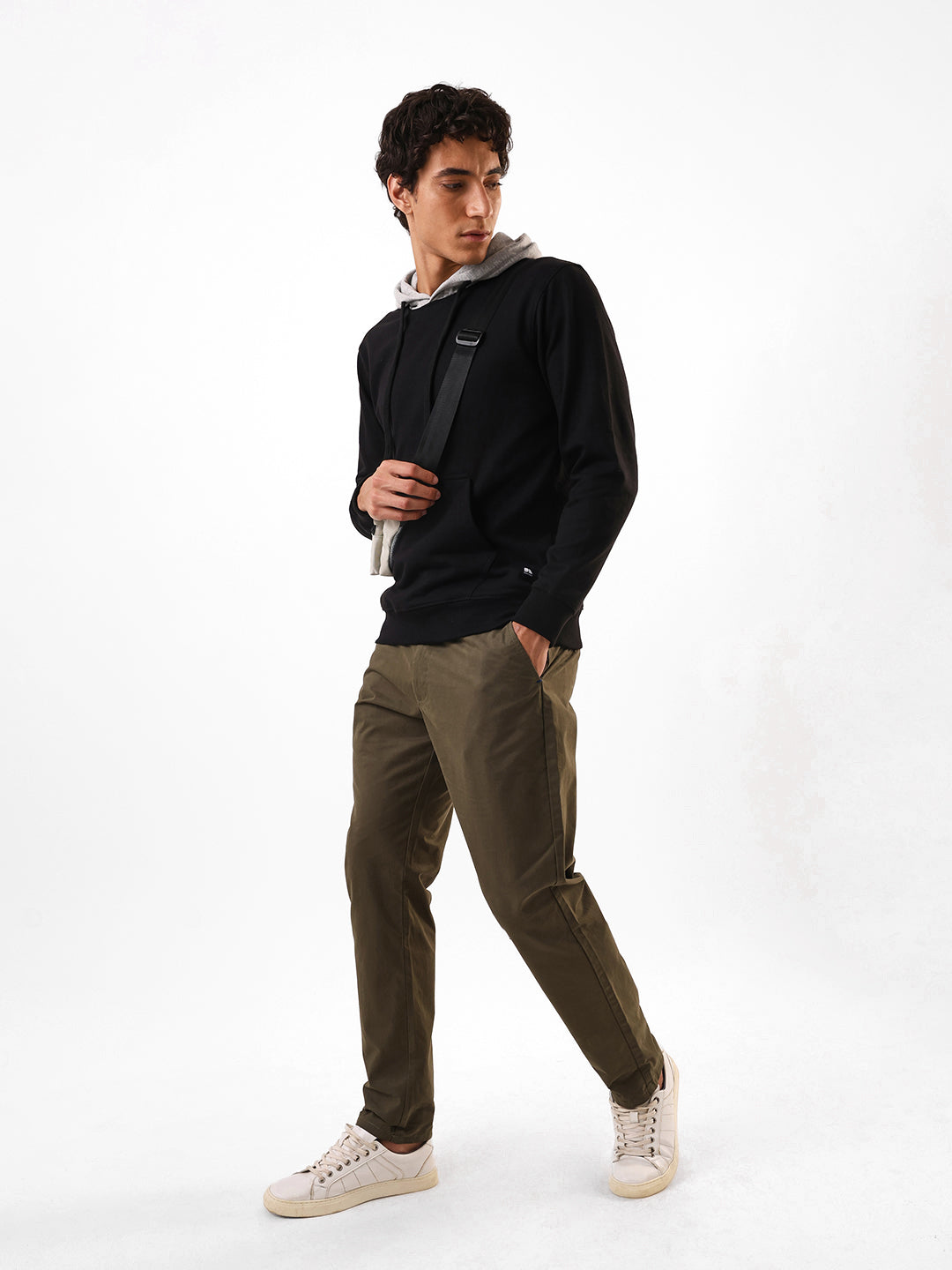 Men's Solid Hooded Fleece Sweatshirt