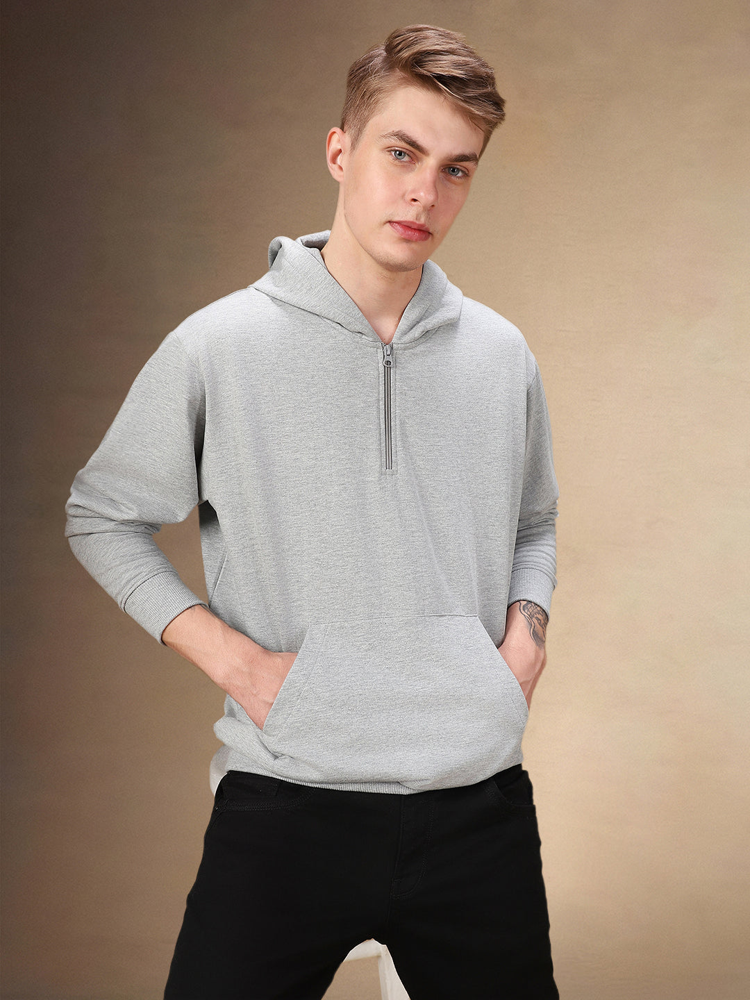 Men's Solid Hooded Full Sleeves Regular Fit Hoodie