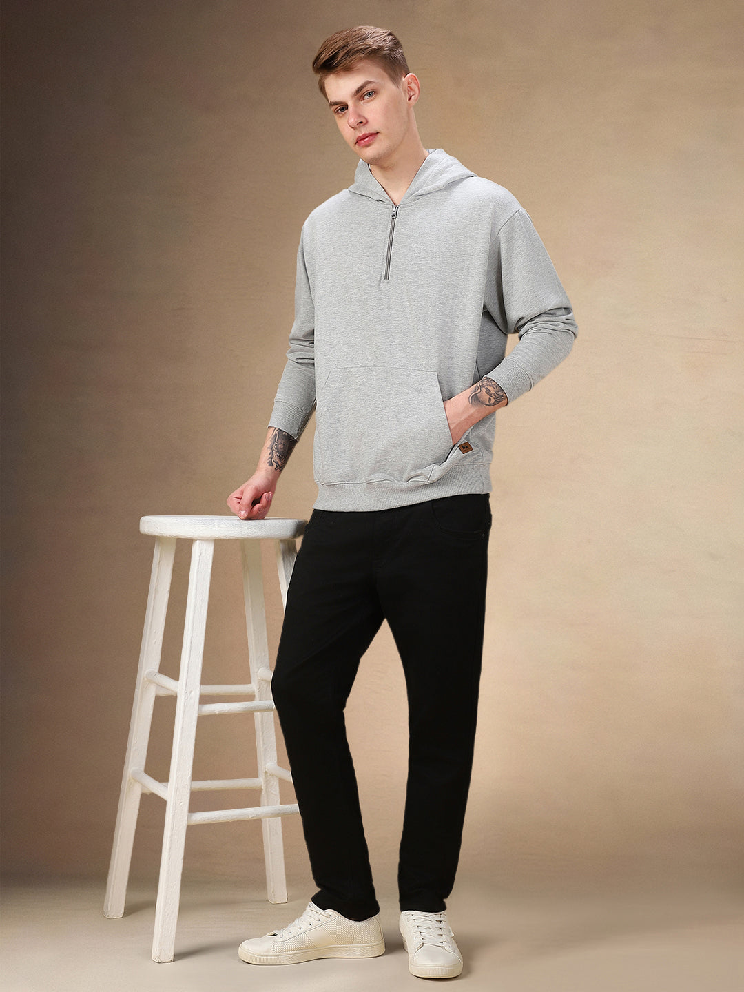 Men's Solid Hooded Full Sleeves Regular Fit Hoodie