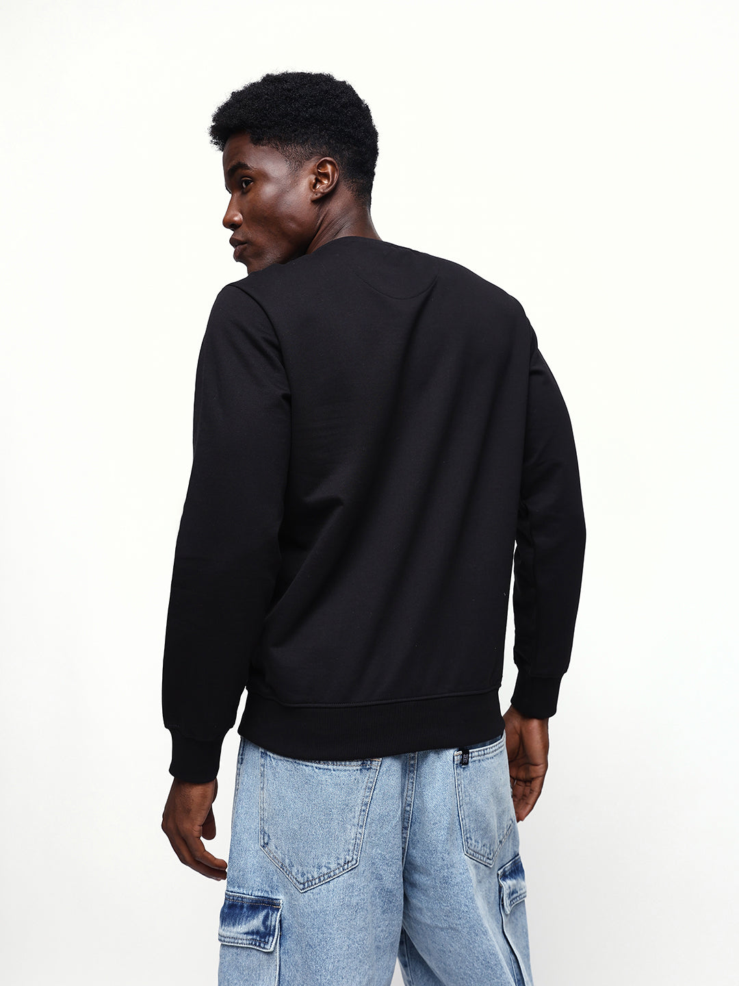 Men's Solid Round Neck Relaxed Fit Pullover Sweatshirt