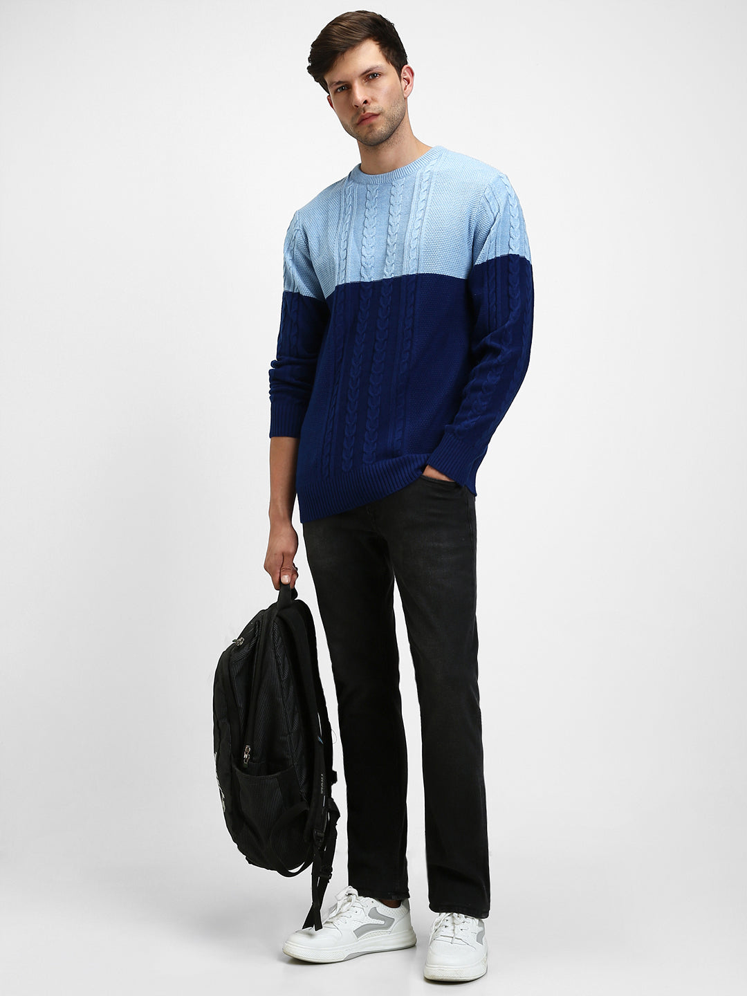 Men's Light Blue ColorBlock Round Neck Pullover Sweater