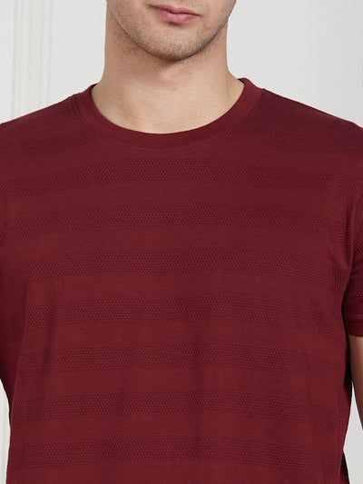 Men's Maroon Cotton Regular Fit Textured Round Neck T-Shirt