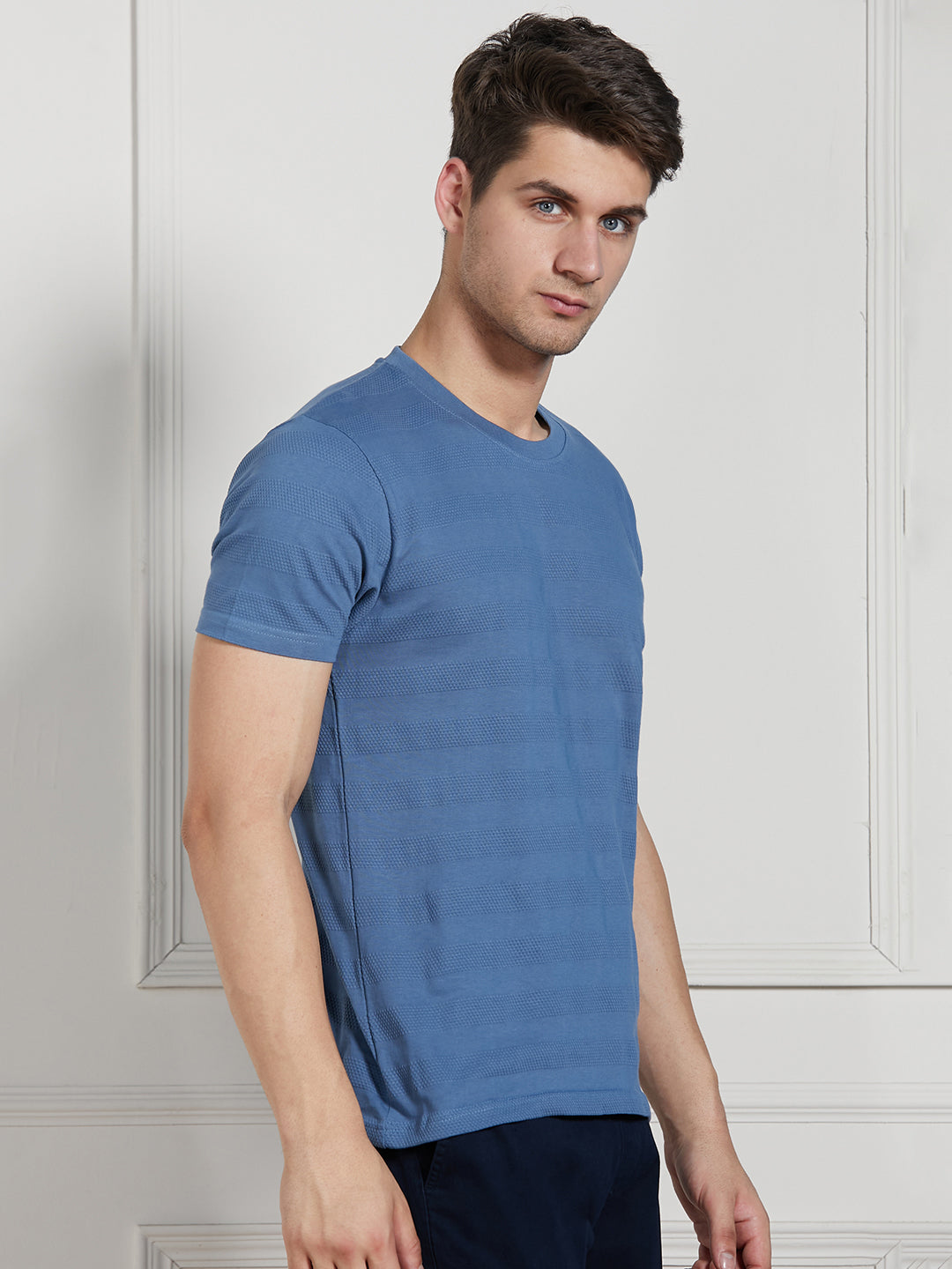 Dennis Lingo Men Navy Cotton Regular Fit Textured Round neck T-Shirt