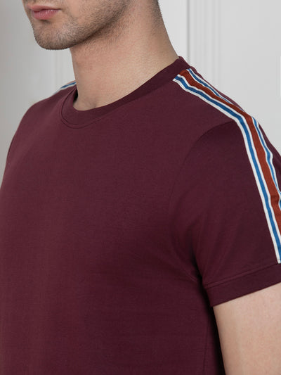 Dennis Lingo Men's Maroon Round Neck Solid Regular Fit T-Shirt