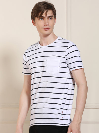 Men's Round Neck Striped Half Sleeves Casual T-shirt
