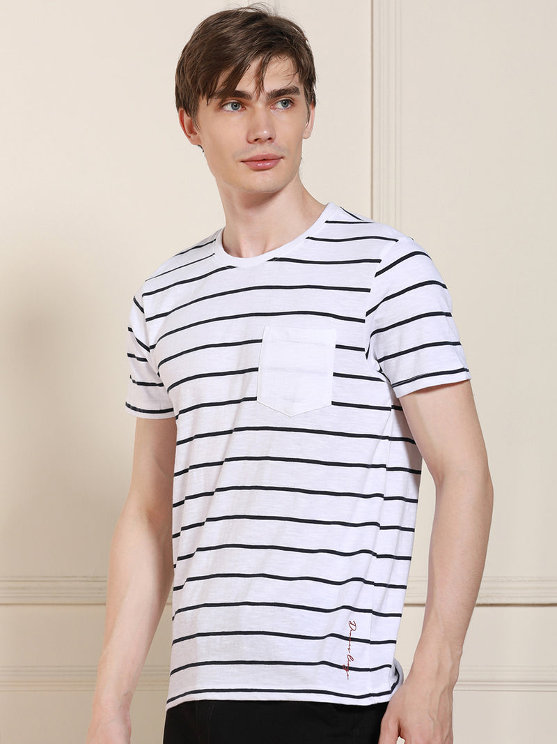 Men's Round Neck Striped Half Sleeves Casual T-shirt