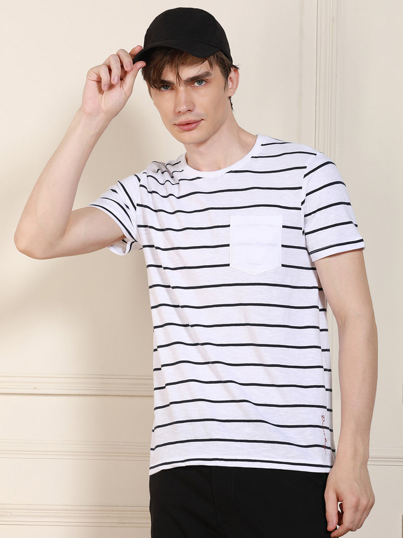 Men's Round Neck Striped Half Sleeves Casual T-shirt