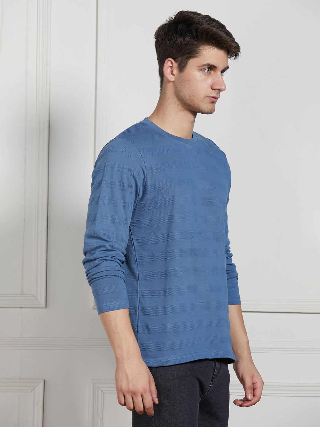 Men's Mid blue Cotton Regular Fit Textured Round Neck T-Shirt