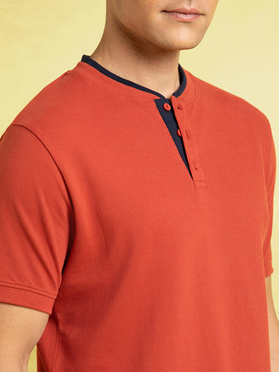 Men's Rust Solid Henley Neck Half Sleeves T-shirt