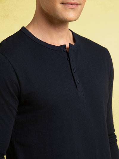 Men's Navy Blue Henley Neck Full Sleeves T-shirt