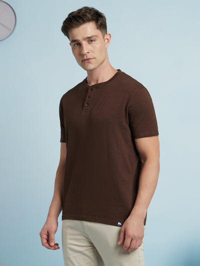 Men Brown Solid Round Neck Half Sleeves Regular Fit T-Shirt