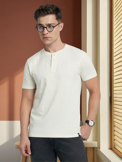 Men Off White Solid Round Neck Half Sleeves Regular Fit T-Shirt