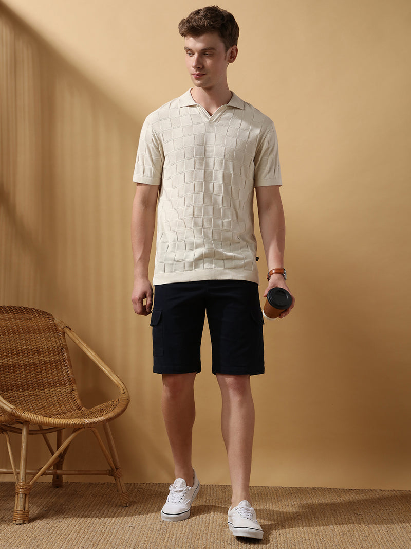 Men's Offwhite Solid Textured Spread Collar Half Sleeves Flat Knit T-shirt