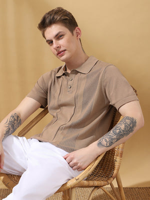 Men's Beige Solid Textured Spread Collar Half Sleeves Flat Knit T-shirt