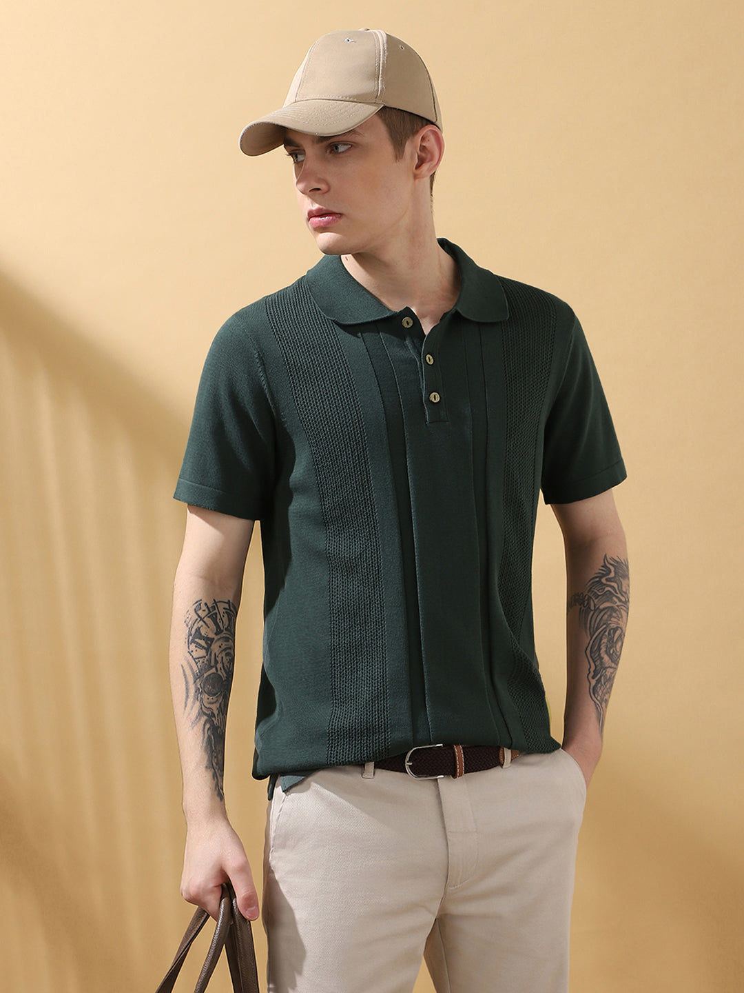 Men's Green Solid Textured Spread Collar Half Sleeves Flat Knit T-shirt