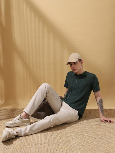 Men's Green Solid Textured Spread Collar Half Sleeves Flat Knit T-shirt