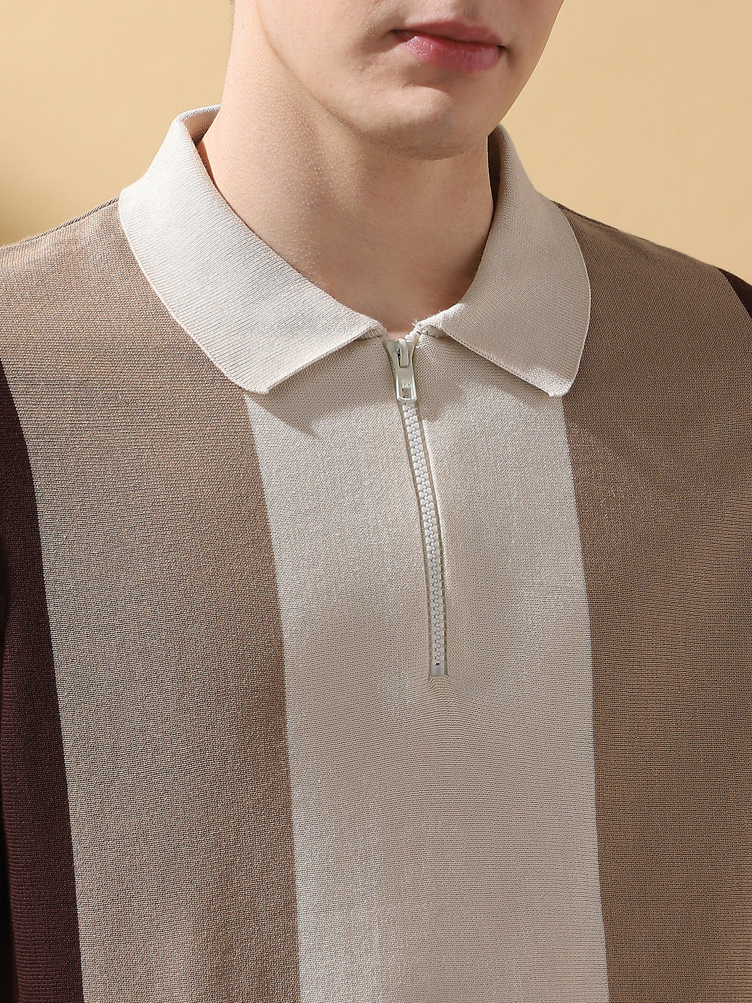 Men's Brown Colorblocked Spread Collar Half Sleeves Flat Knit T-shirt