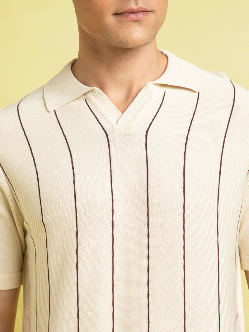 Men's Off-white Striped Polo Collar Half Sleeves Flat Knit T-shirt
