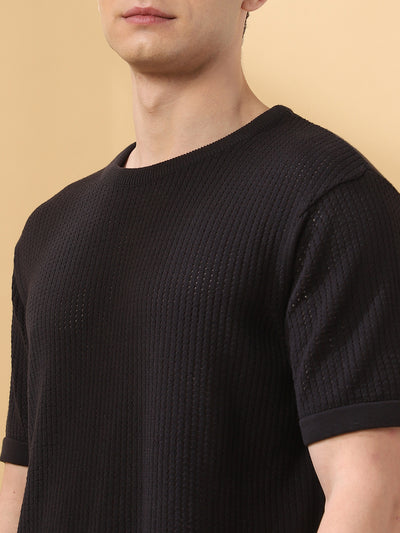 Men's Self Design Round Neck Half Sleeves T-shirt