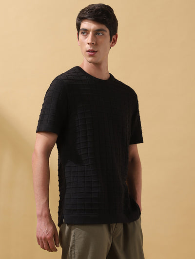 Men's Self Design Round Neck Half Sleeves T-shirt