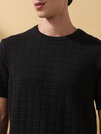 Men's Self Design Round Neck Half Sleeves T-shirt
