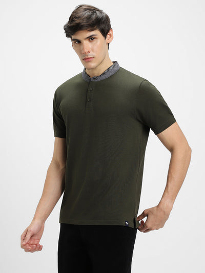 Men's Chambray Collar Regular Fit Solid Olive T-shirt
