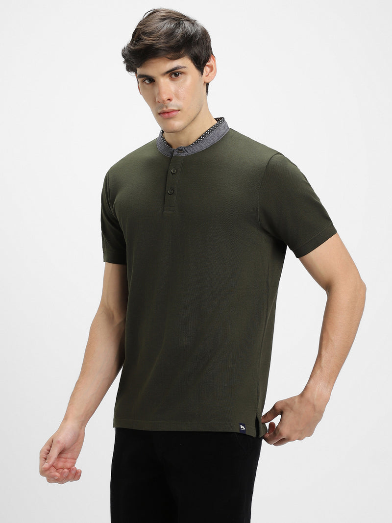 Men's Chambray Collar Regular Fit Solid Olive T-shirt