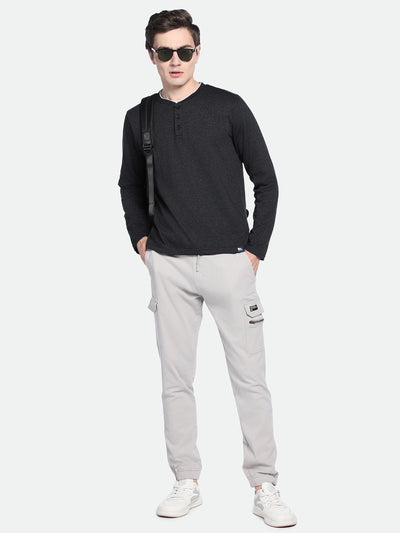 Men's Dark Grey Solid Henley Neck Full Sleeves Casual T-Shirt