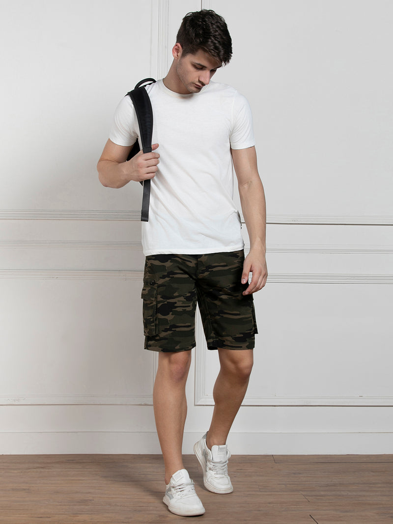 Dennis Lingo Men's Olive Relaxed Fit Mid-Rise Solid Casual Shorts