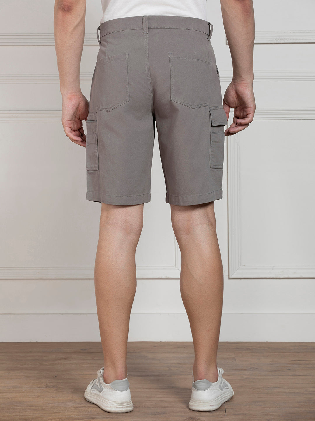 Men's Mid grey Relaxed Fit Mid-Rise Solid Casual Shorts