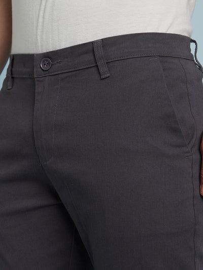 Men Solid Straight Fit Chinos Trousers