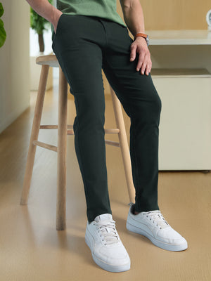Men Solid Straight Fit Chinos Trousers