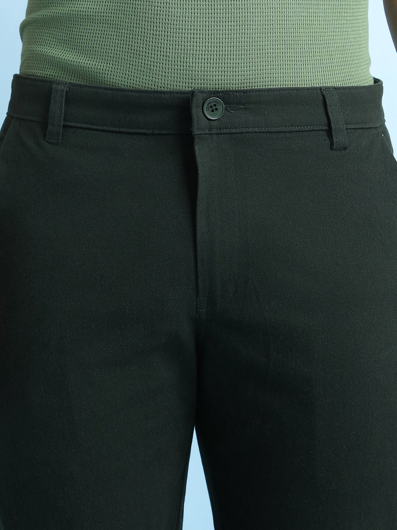 Men Solid Straight Fit Chinos Trousers