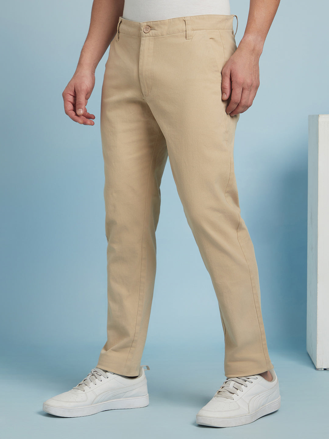 Men's Beige Solid Straight Fit Chinos Trousers