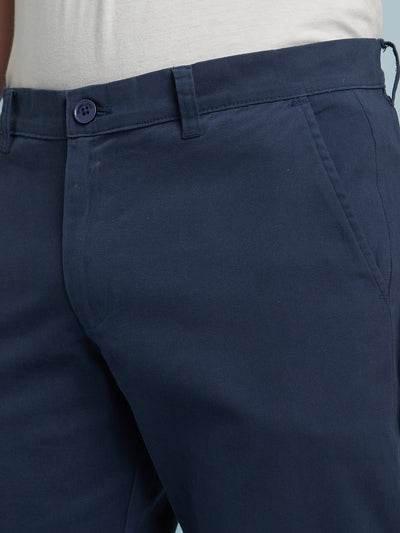 Men Dark Blue Solid Straight Fit Chinos Trousers