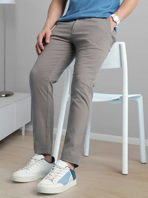 Men Solid Straight Fit Chinos Trousers