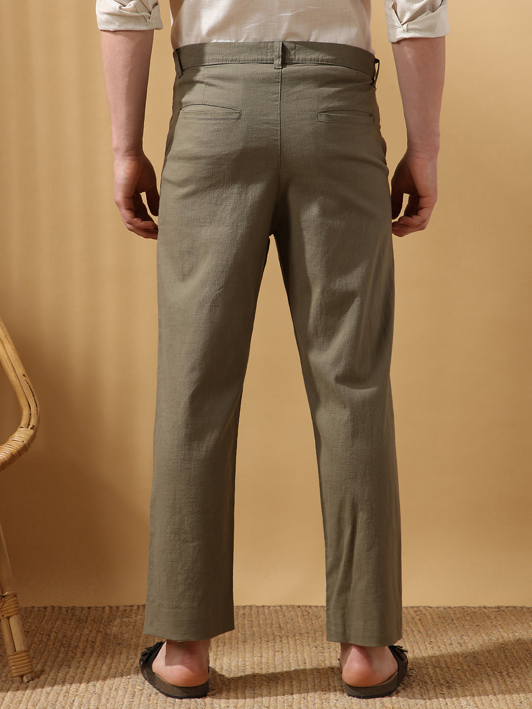 Men's Solid Cotton Slub Relaxed Fit Casual Trouser
