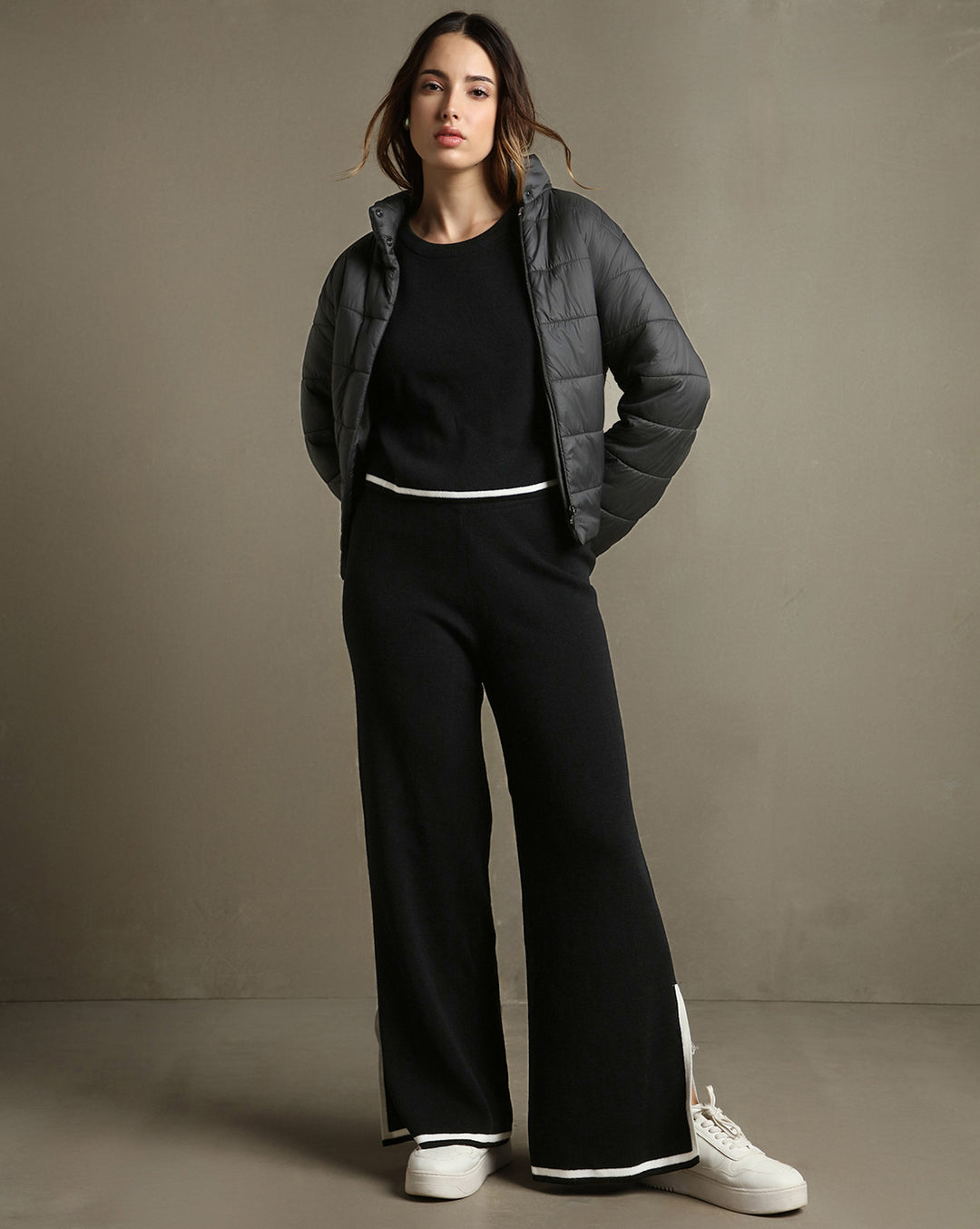 Women Black Solid Full Sleeves Round Neck Co-ord Set