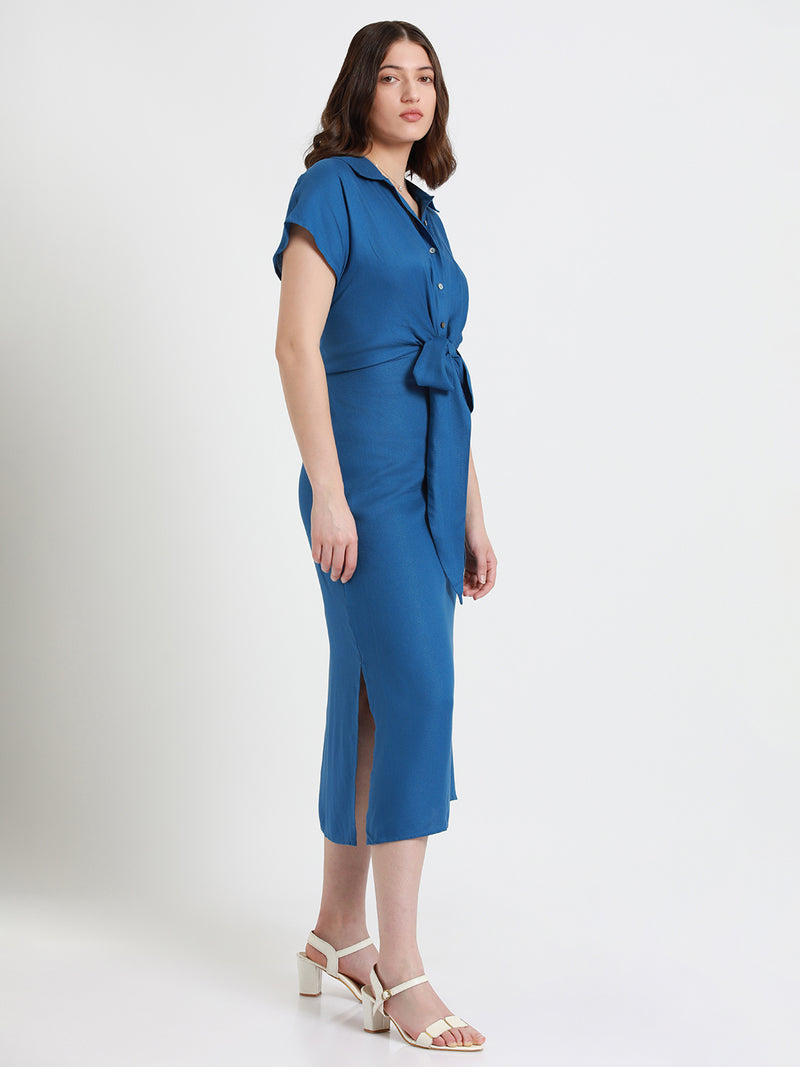 DL Woman Shirt Collar Regular Fit Solid Blue Dress