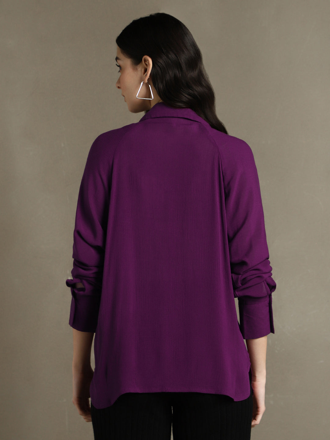 Women Purple Solid Spread Collar Full Sleeves Oversized Shirt
