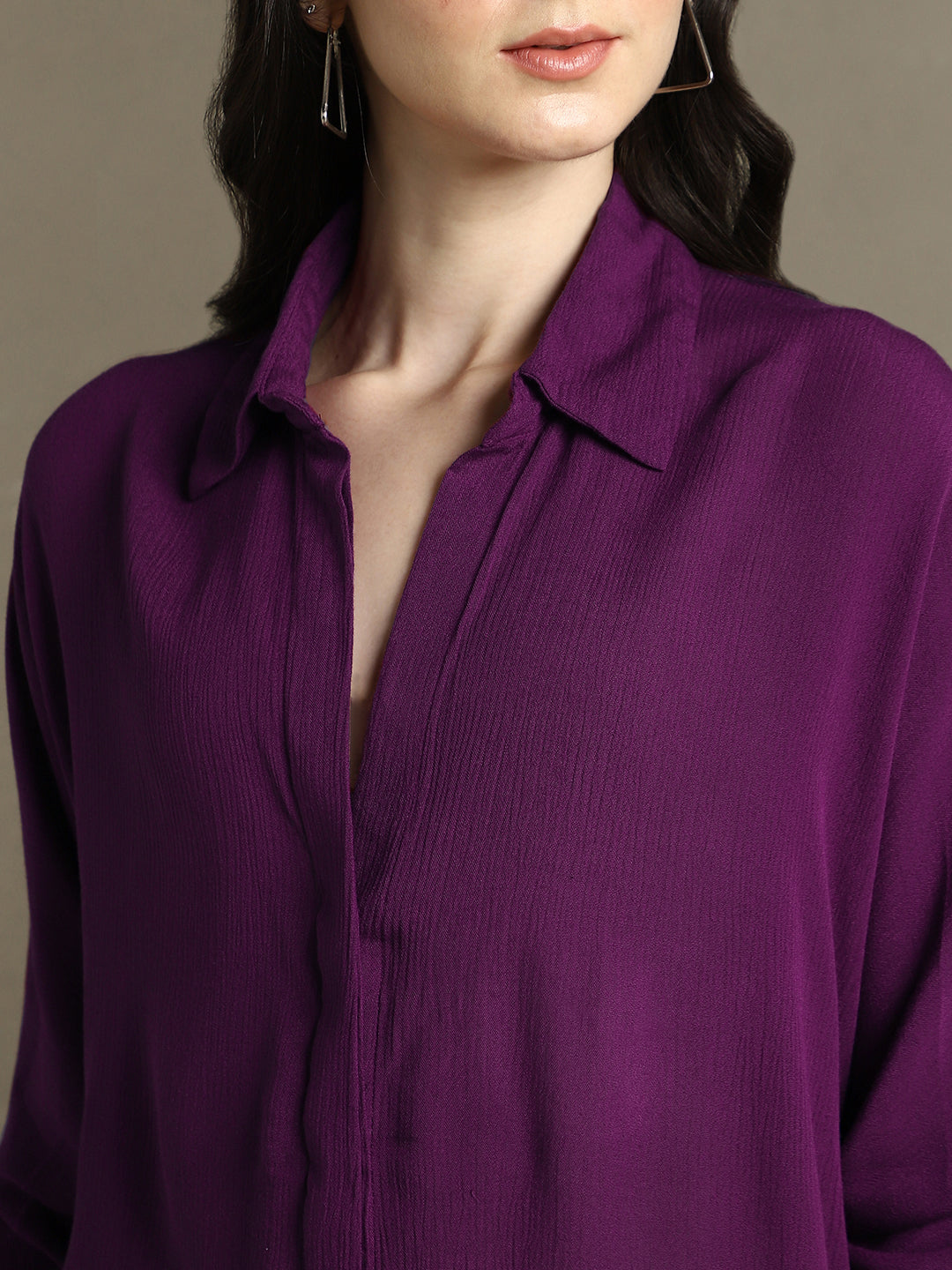 Women Purple Solid Spread Collar Full Sleeves Oversized Shirt