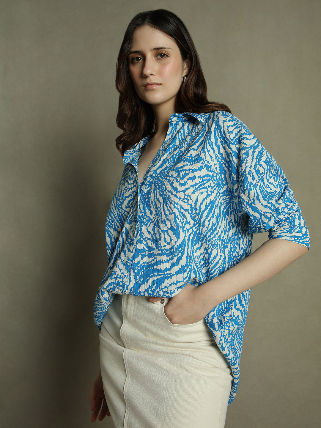 Women Blue Floral Print Collared Cotton Shirt