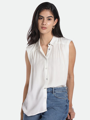 Shirt Collar Regular Fit Solid Off-White Sleeveless Shirt