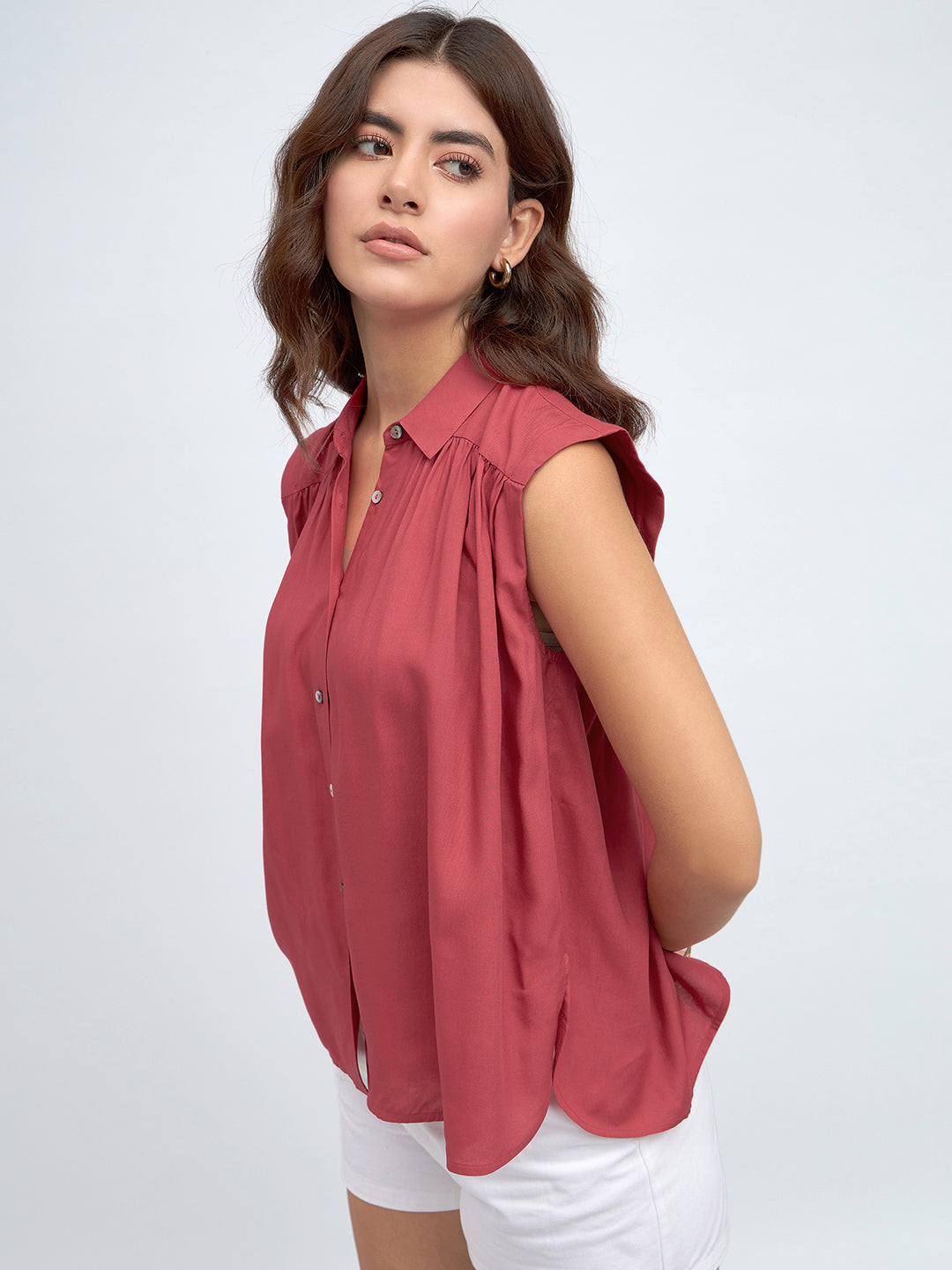 Shirt Collar Regular Fit Solid Red Sleeveless Shirt