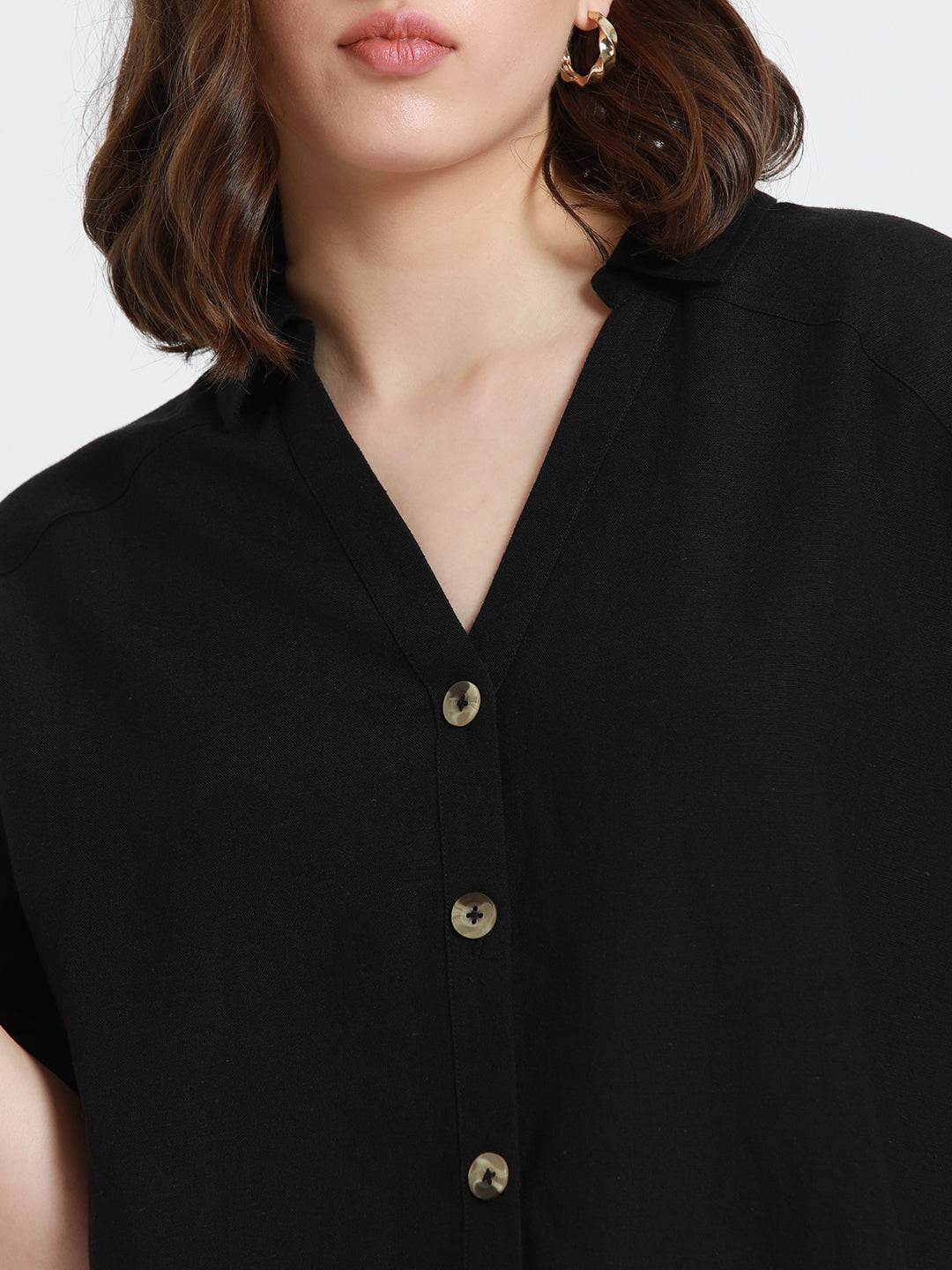 DL Woman Shirt Collar Relaxed Fit Solid Black Shirt